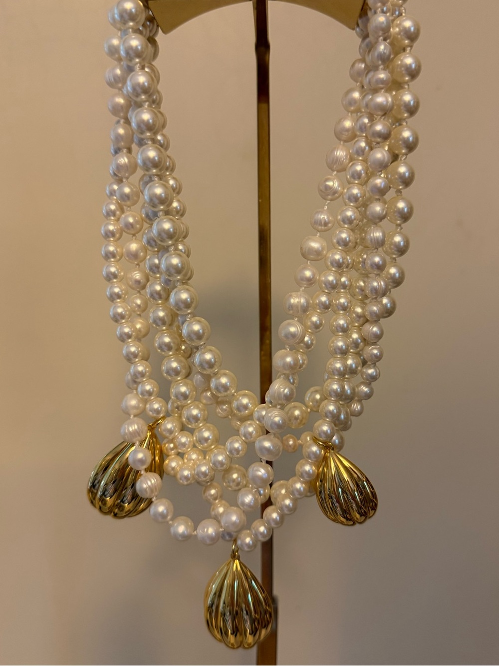 Tuckernuck pearl necklace